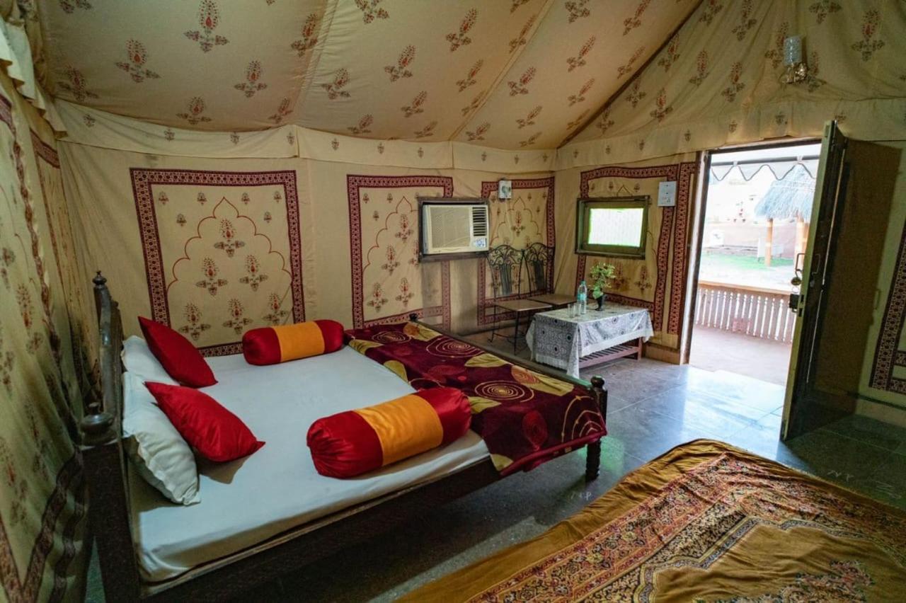 Khuri Resort Ngoại thất bức ảnh
